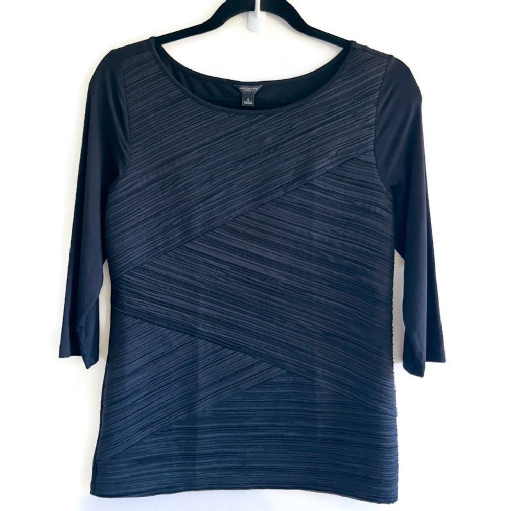 NWOT Anne Taylor Black 3/4 Sleeve Top